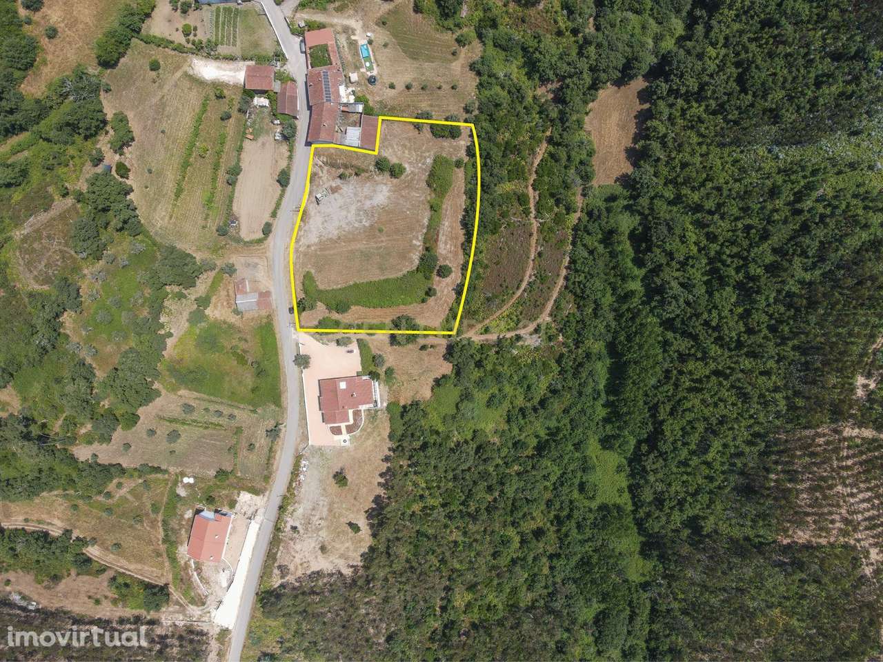 Lote para construção - Localização Tranquila - Grande imagem: 4/4