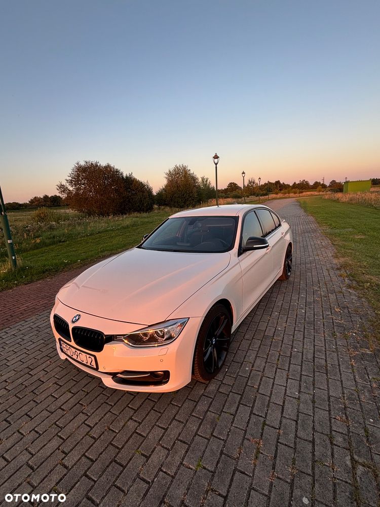 BMW Seria 3 320d Sport Line - 1