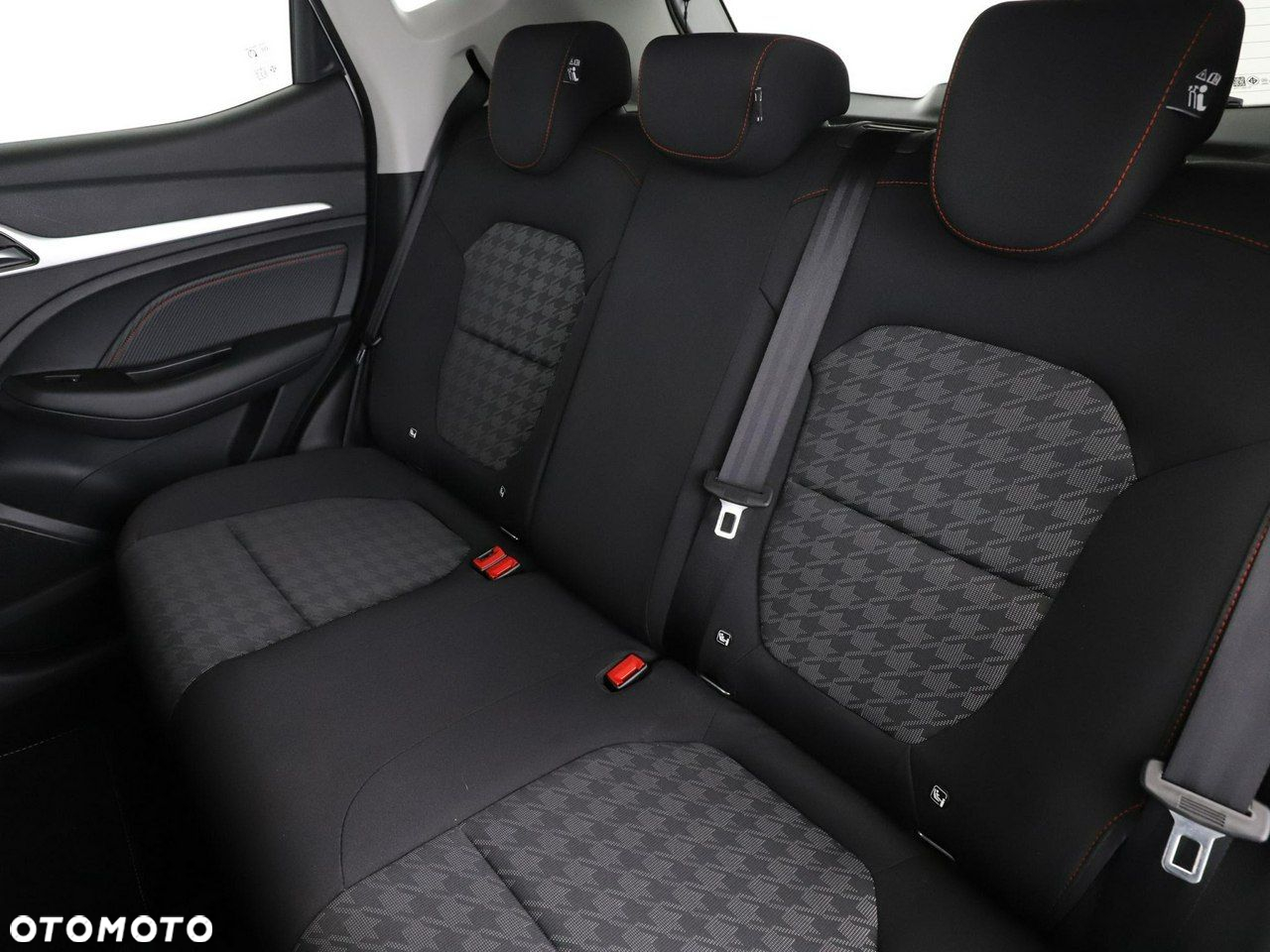 MG ZS ICE 1.5 VTI-tech Comfort - 17