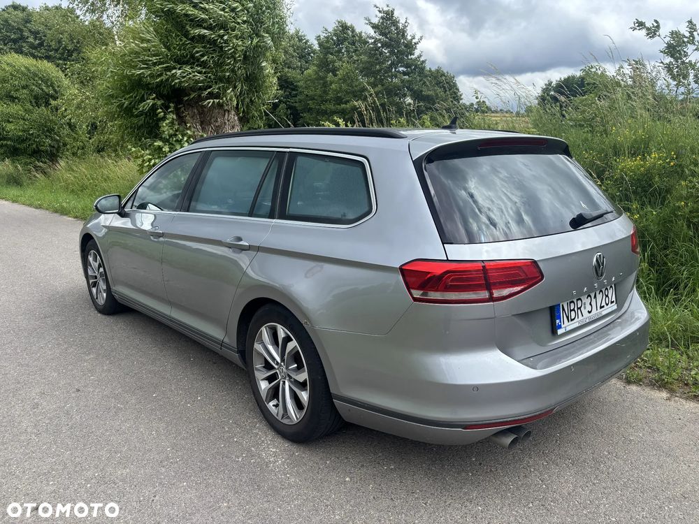 Volkswagen Passat - 5