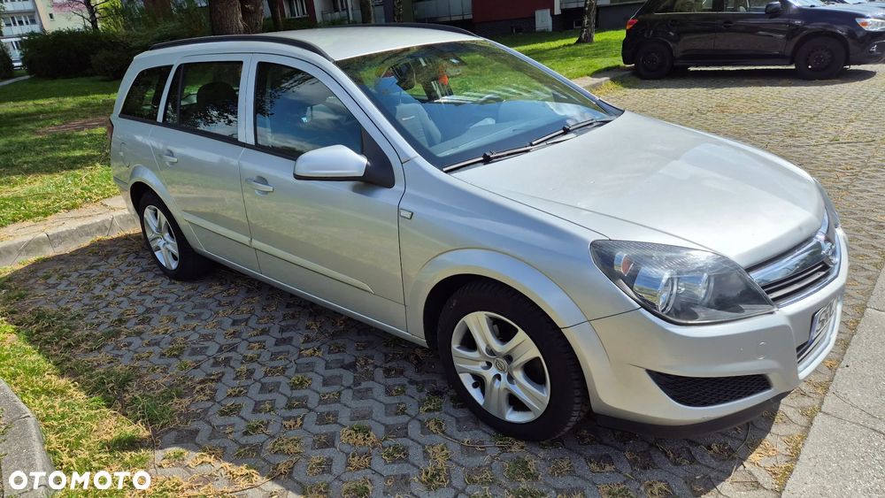 Opel Astra ver-1-6-enjoy - 3