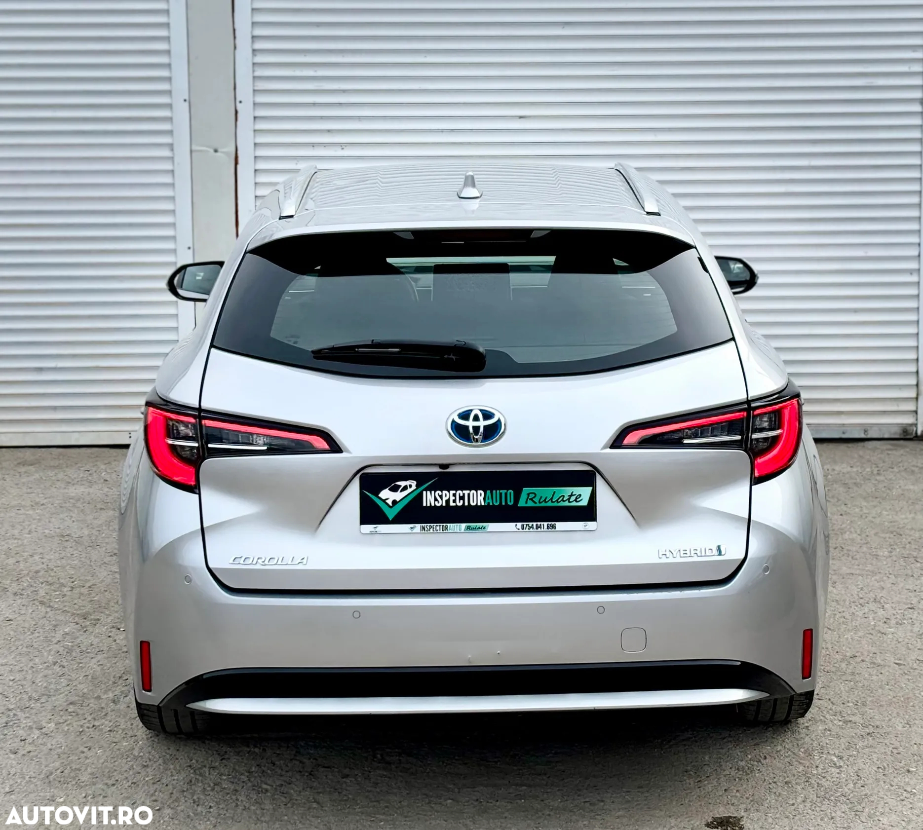 Toyota Corolla 1.8 HSD Dynamic - 12