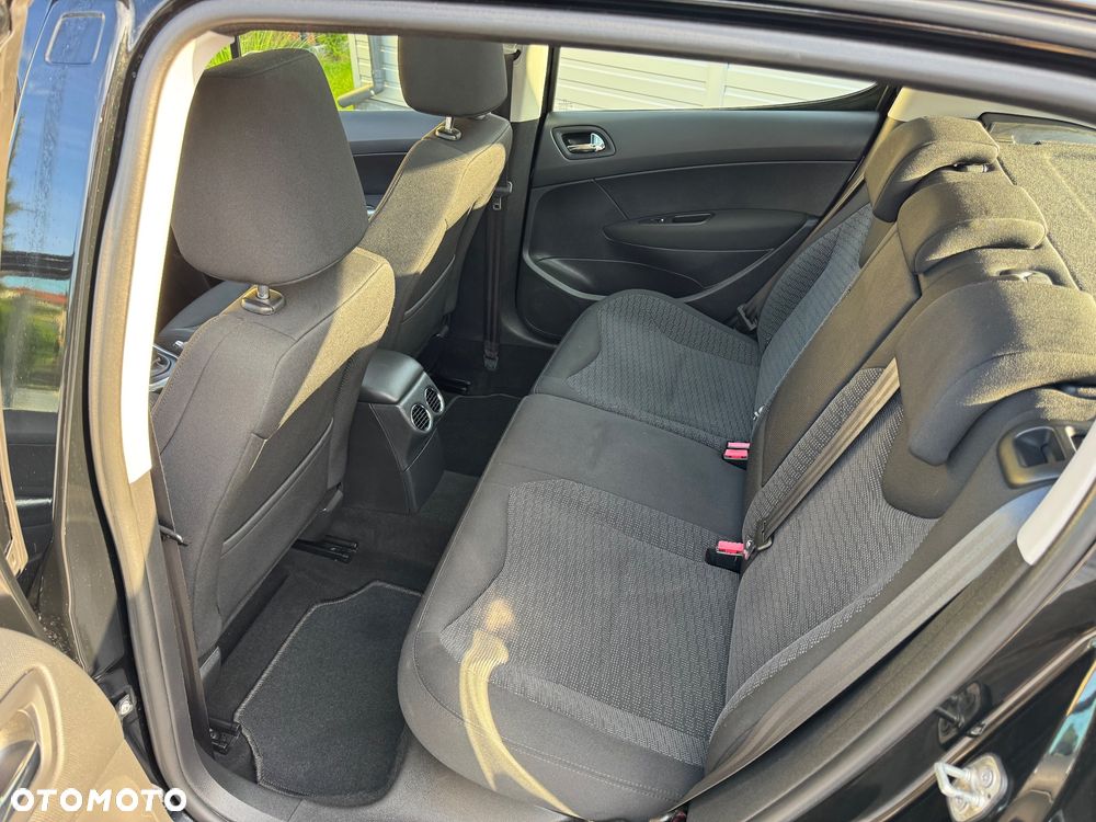 Peugeot 308 2.0 HDi Allure - 22