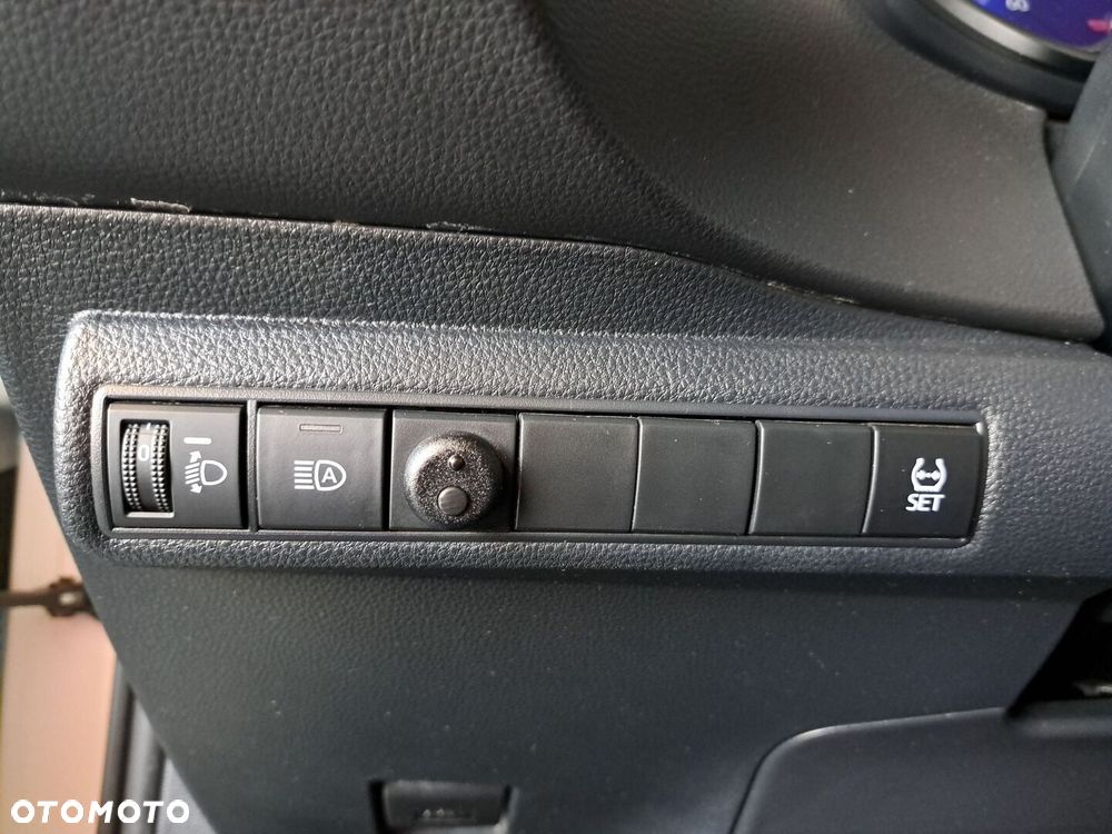 Toyota Corolla - 36