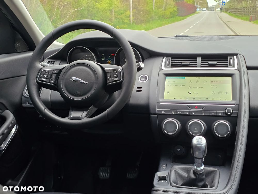 Jaguar E-Pace D150 AWD - 27