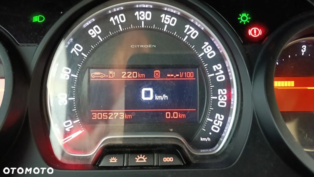 Citroën C5 2.0 HDi Exclusive - 23