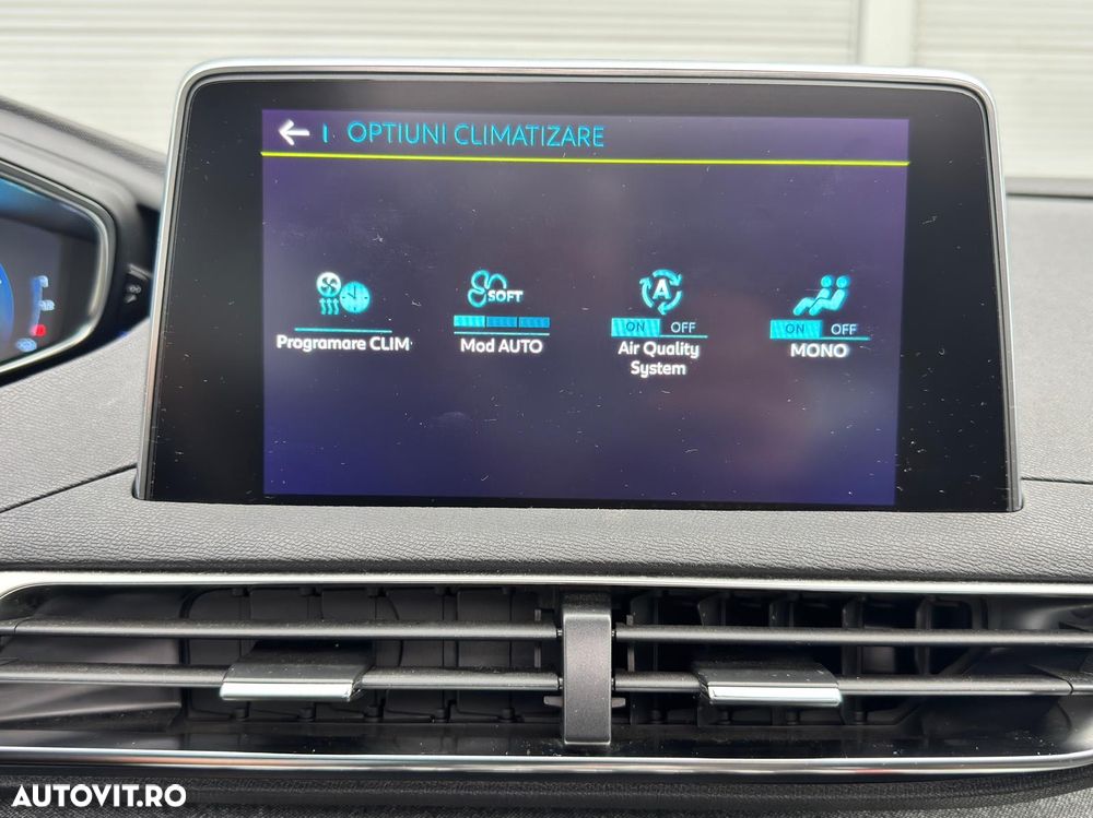 Peugeot 3008 PHEV EAT8 Allure - 19