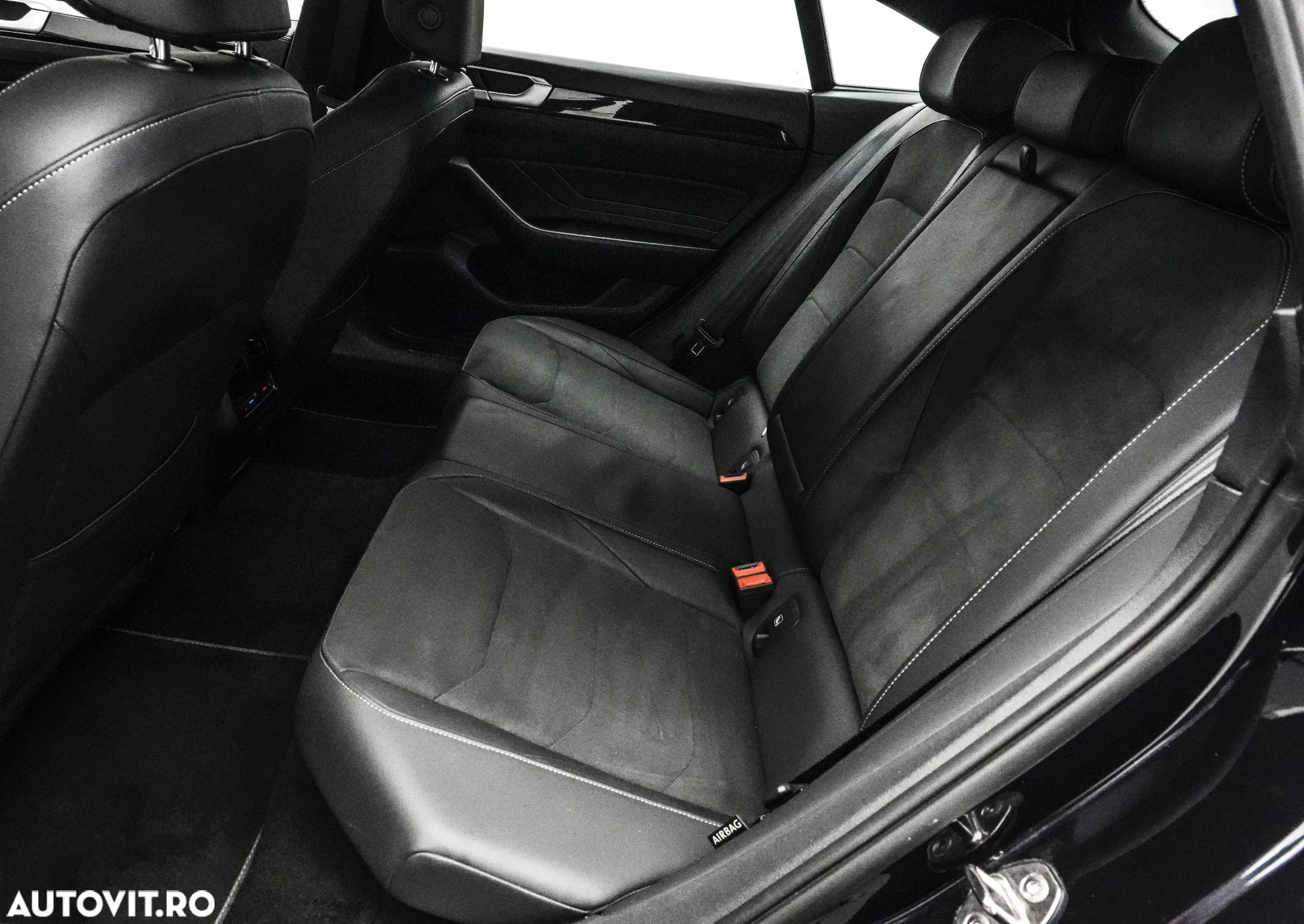 Volkswagen ARTEON 2.0 TDI 4Motion DSG R-Line - 15