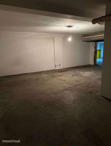 ARRENDO garagem box Vila do Conde - Grande imagem: 2/5