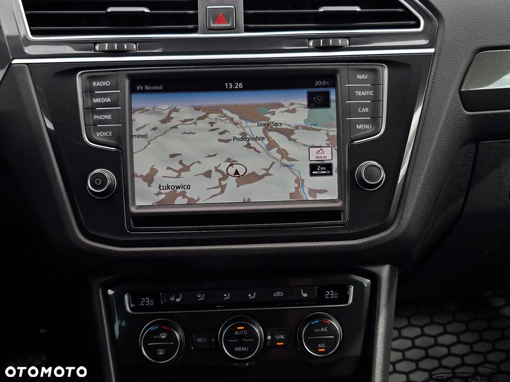 Volkswagen Tiguan 2.0 TDI SCR 4MOTION DSG Highline - 28