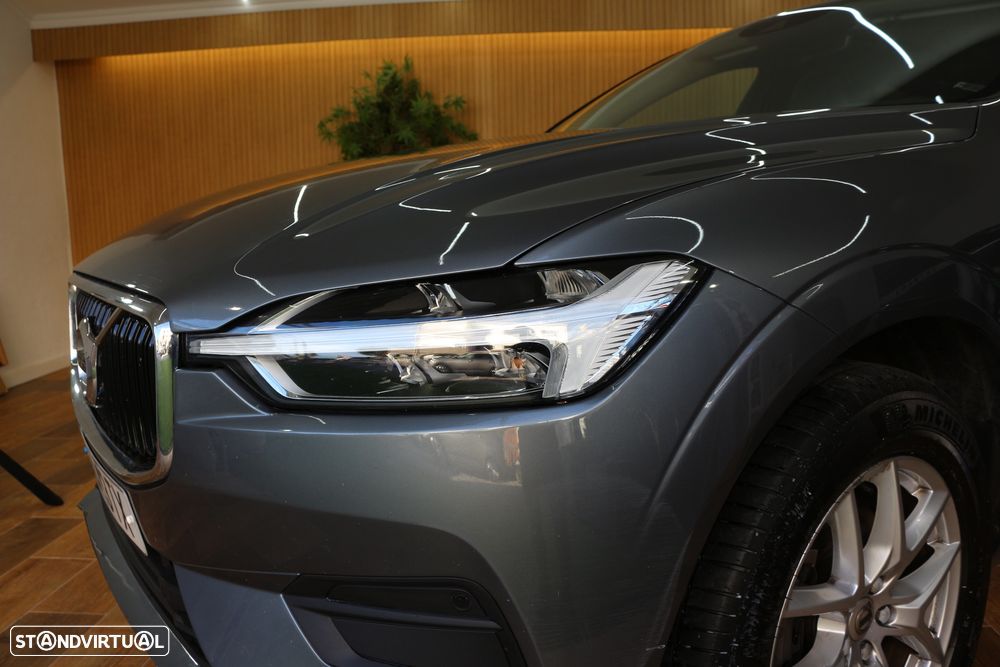 Volvo XC 40 2.0 D3 Momentum Plus - 13