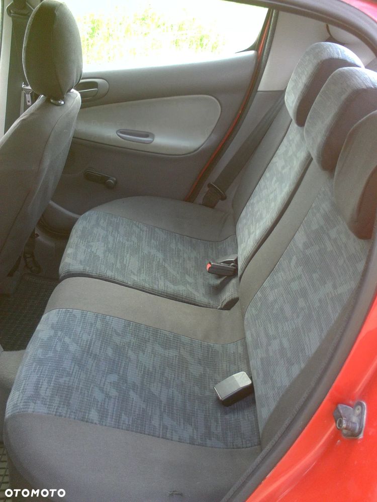 Peugeot 206 1.1 XR Presence - 36