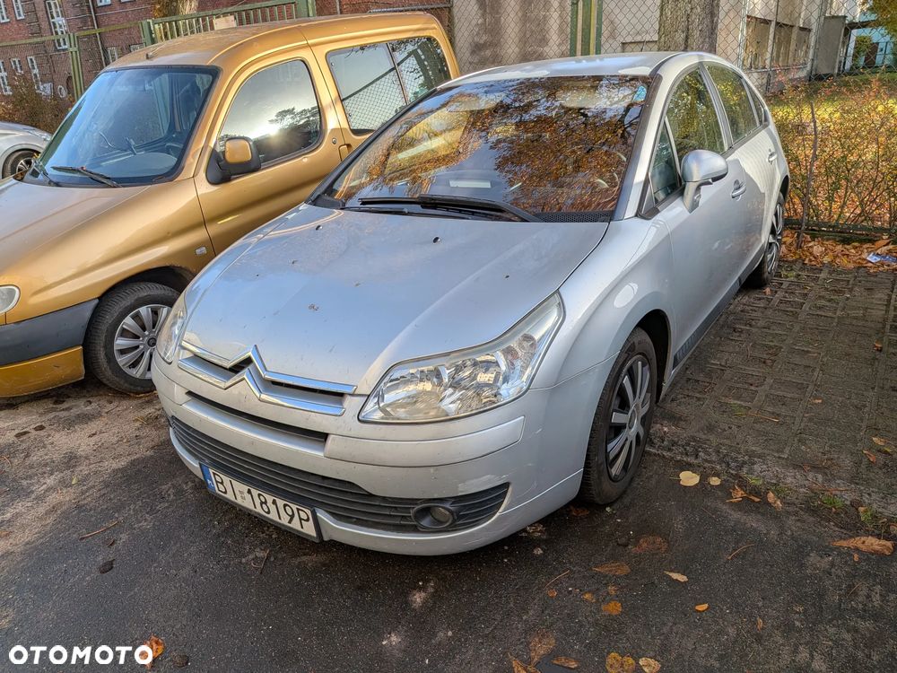 Citroen C4 2007 photo 3