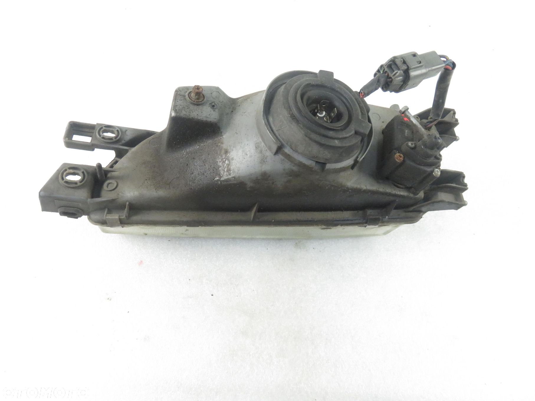 LAMPA PRAWA PRZEDNIA SUBARU IMPREZA I - 4
