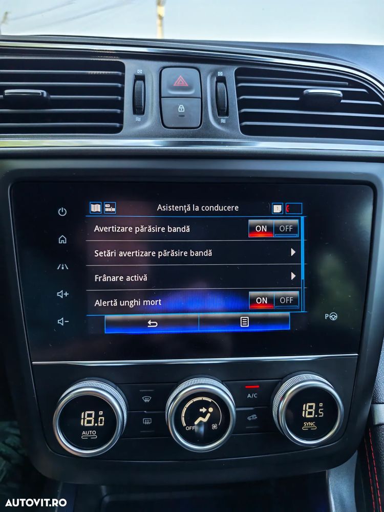 Renault Kadjar TCe 140 EDC GPF BLACK EDITION - 18
