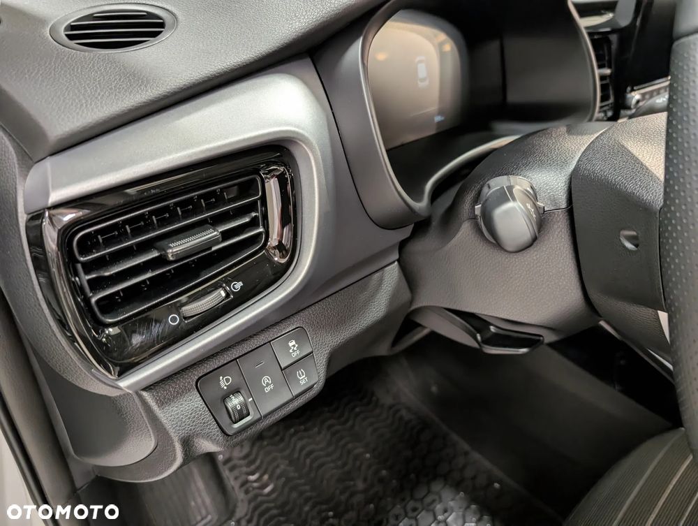 Kia Stonic 1.2 L - 11