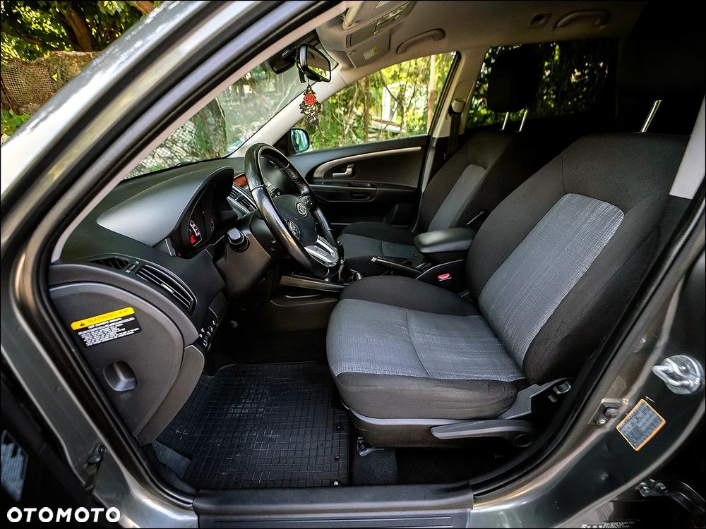 Kia Ceed - 18