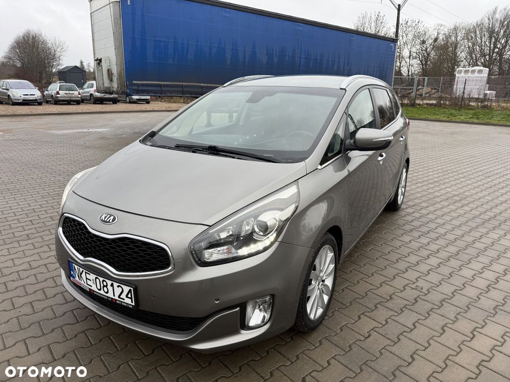 Kia Carens 1.7 CRDi 115 Dream-Team Edition - 1