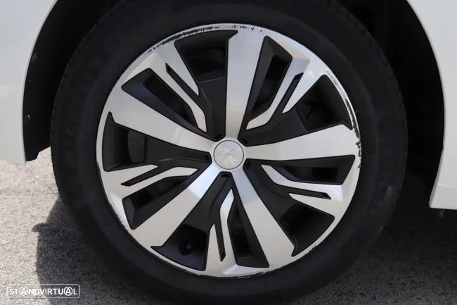 Peugeot 208 1.2 PureTech Active Pack - 20
