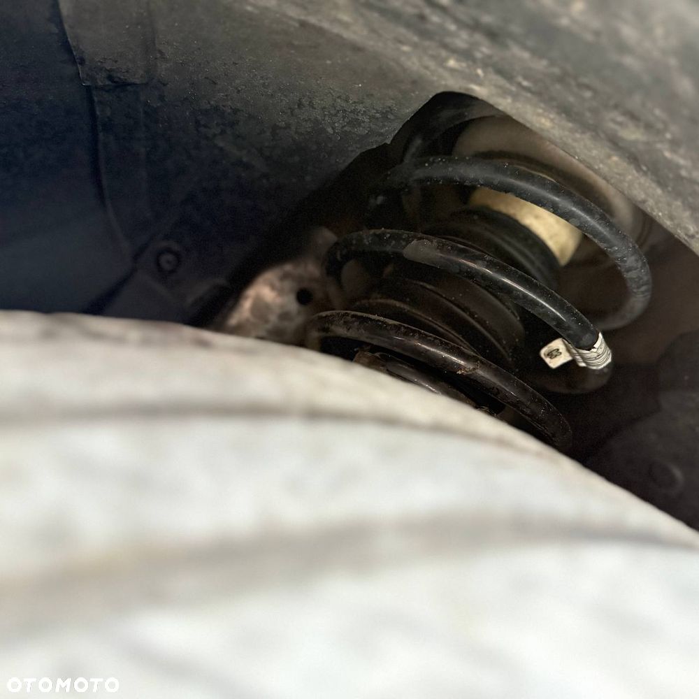 BMW Seria 3 318i Edition Exclusive - 15