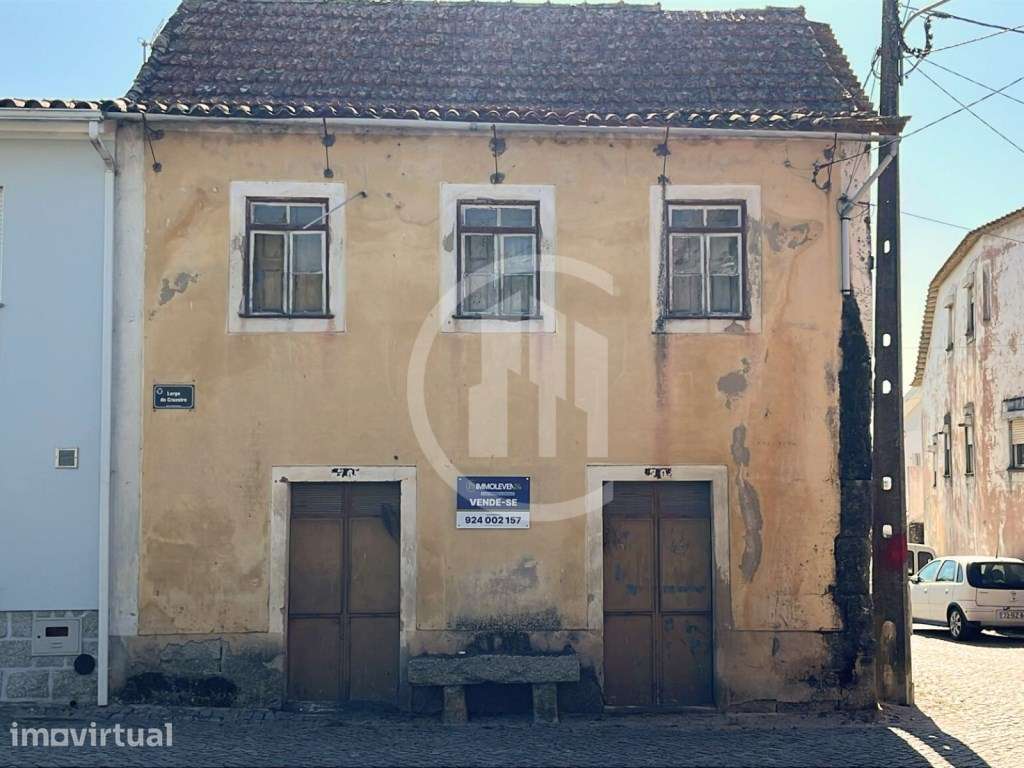 Casa para restauro em Seixo da Beira - Grande imagem: 2/3
