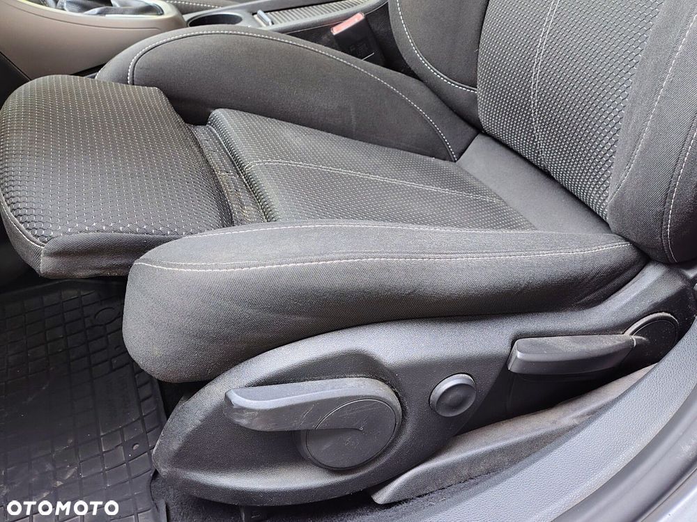 Opel Astra 1.4 T Enjoy - 14