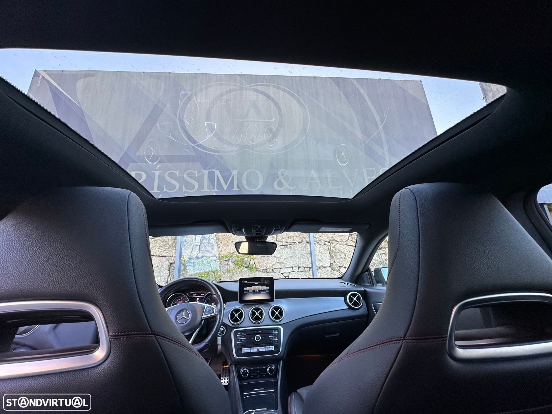 Mercedes-Benz CLA 180 - 30
