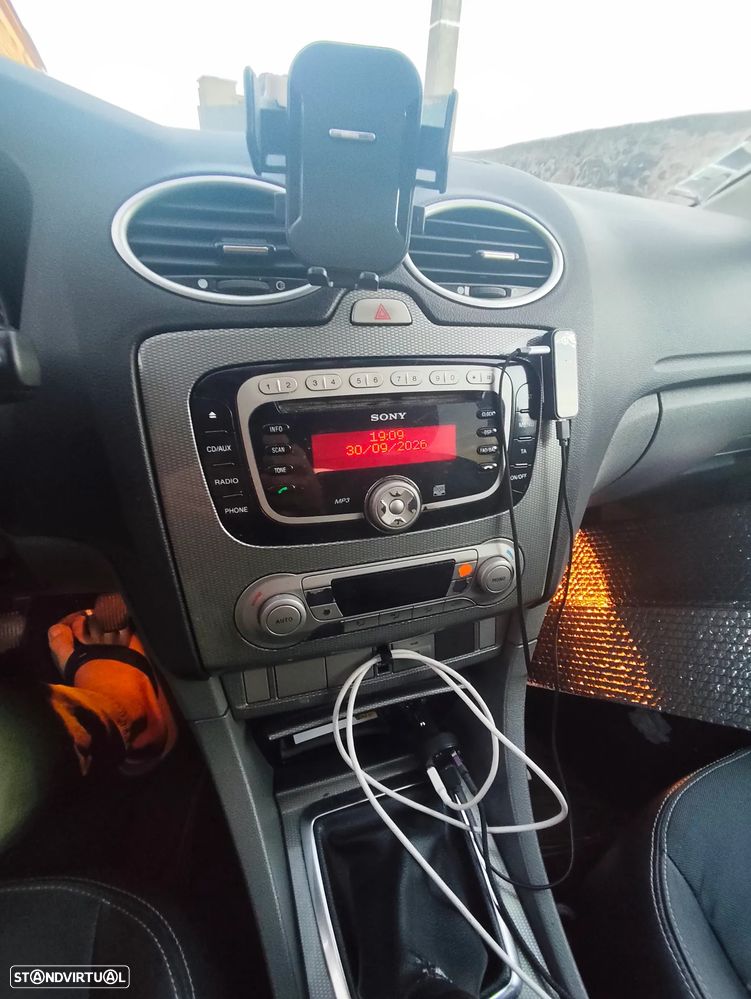 Ford Focus SW 1.6 TDCi Titanium - 8