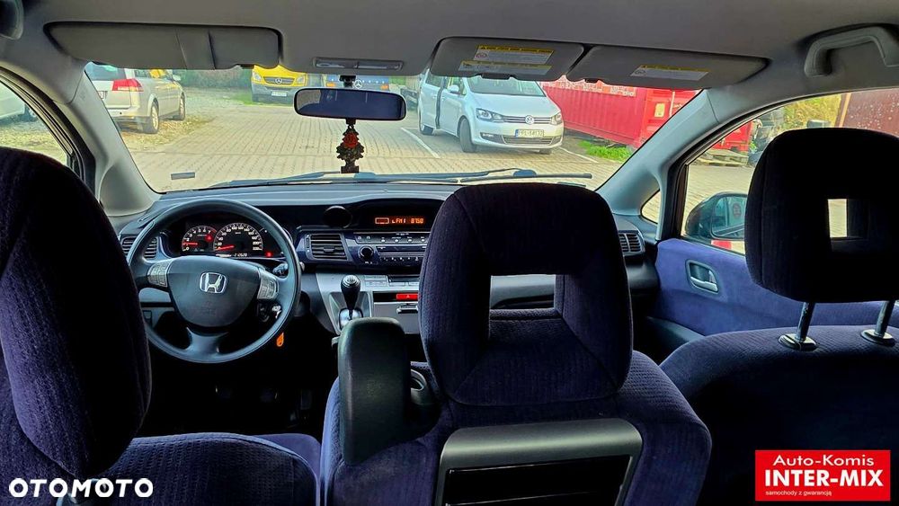 Honda FR-V - 24