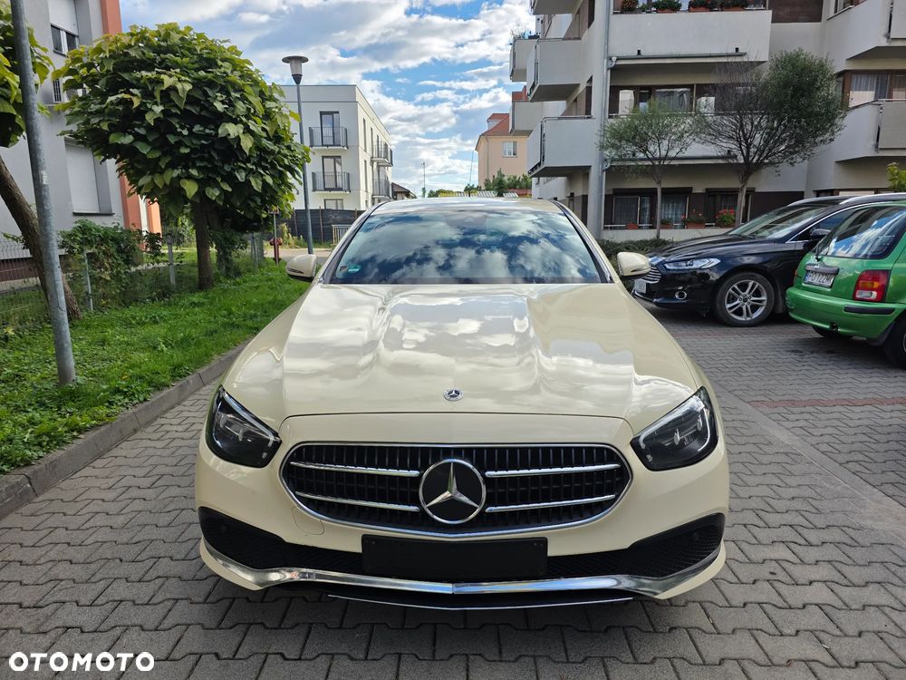 Mercedes-Benz Klasa E 220 d 4Matic 9G-TRONIC Avantgarde - 1