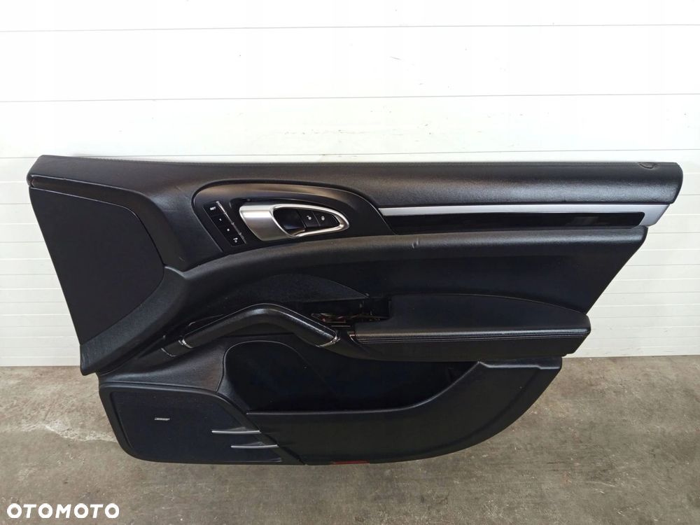 BOCZEK DRZWI PRAWY PRZÓD PRZEDNI PORSCHE CAYENNE 7P 11-17 7P0863979 - 2