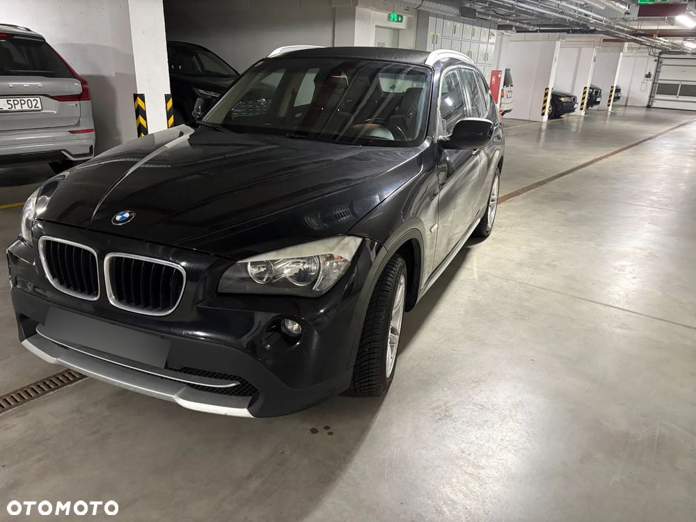 BMW X1 xDrive18d - 12