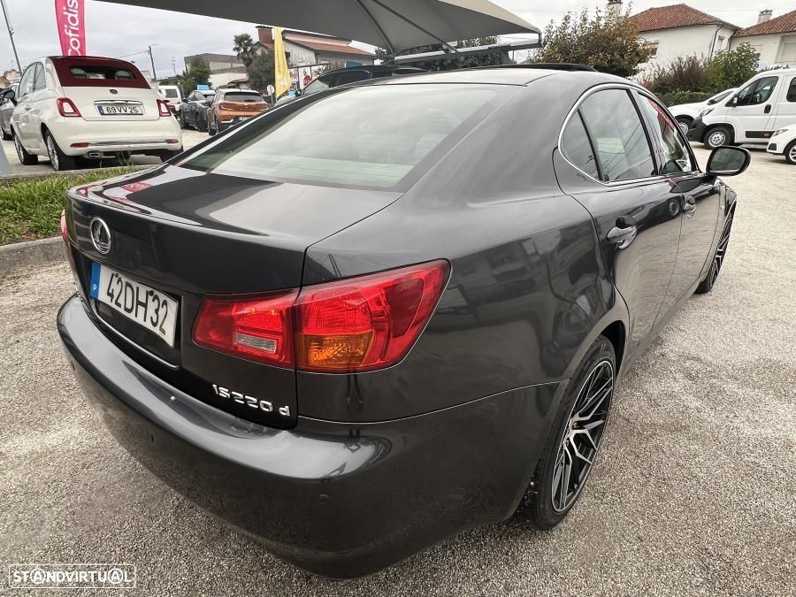 Lexus IS 220 d Luxury 46 - 8