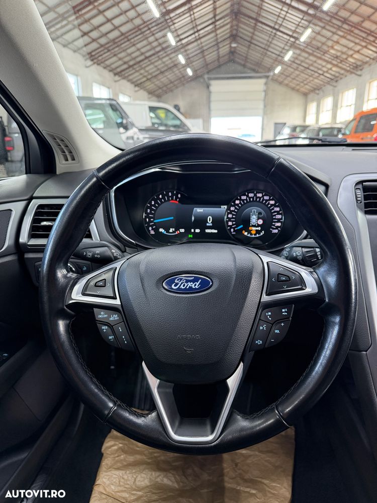 Ford Mondeo 2.0 TDCi Titanium - 19