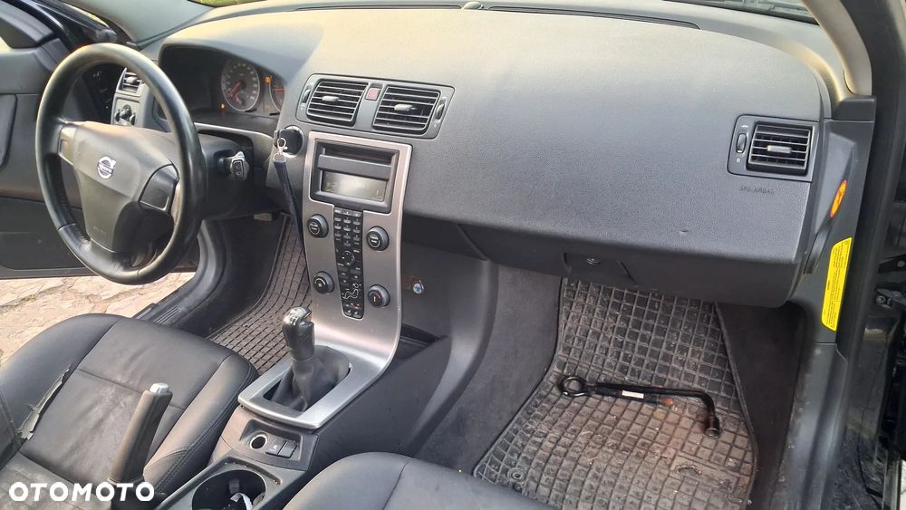 Na części VOLVO V50 (545) SILNIK 2.0 D 136KM Kod silnika: D4204T lakier 452-46 skrzynia maska zderzak drzwi klapa szyba fotel kanapa lusterko lampa deska GWARANCJA !!! Przód Tył Zestaw Komplet Drzwi Klapa Zderzak Błotnik Maska Grill Atrapa Szyba Pas Lampa Lusterko Boczki Fotel Kanapa Kokpit Deska Rozdzielcza Przełącznik Włącznik Sterownik Przewody Wiązka Instalacja Moduł Komputer Czujnik Listwa Pompa Alternator Wtryski Głowica Rozrusznik Kompresor Sprzęgło Dwumas Silnik  Skrzynia ABS Klimatyzacji Paliwa Wspomagania Kolektor Turbina Przepustnica Zawór Chłodnica Koło Hak Belka Sanki Zawieszenie Mcpherson Półoś Amortyzator Wydech Tłumik Zacisk Most - 10
