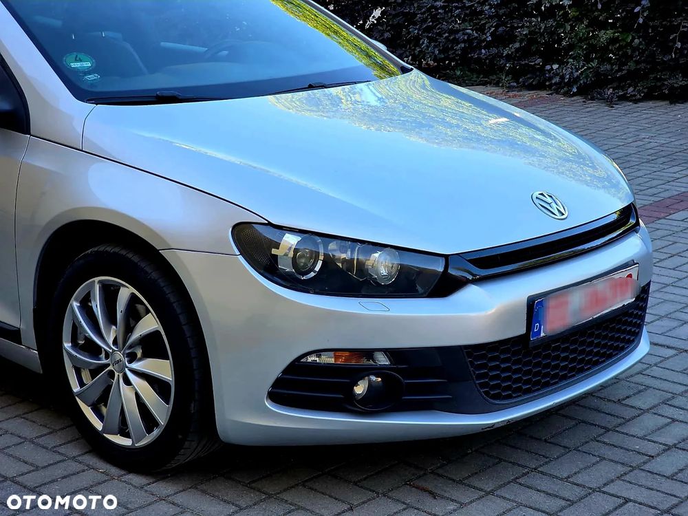 Volkswagen Scirocco 2.0 TDI DSG Life - 24