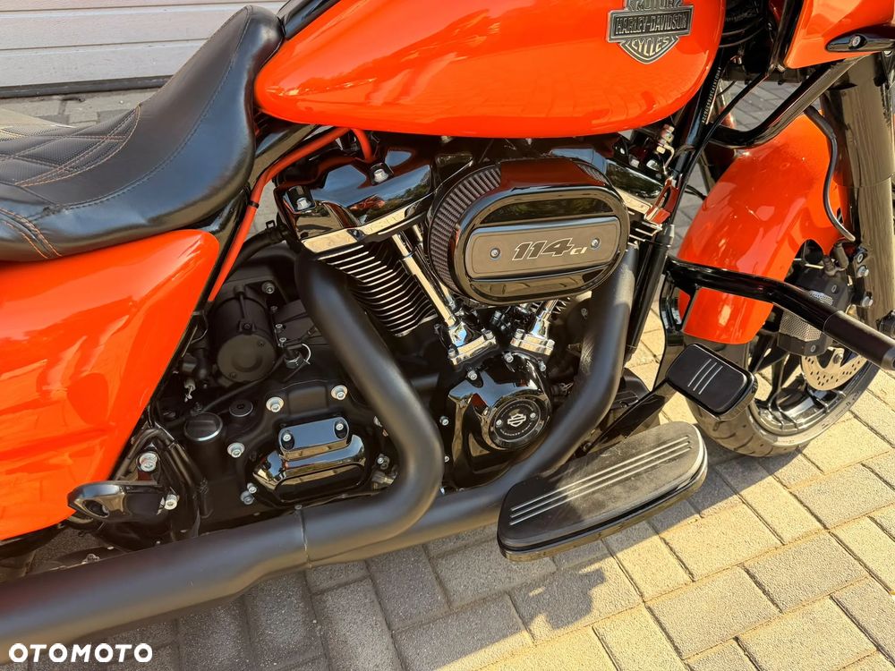 Harley-Davidson Touring Road Glide - 6