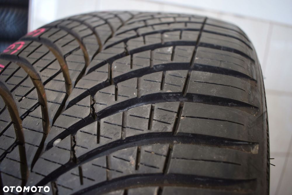 R19 235/35 Goodyear Vector 4 Seasons GEN-3 Wysyłka gratis! - 3