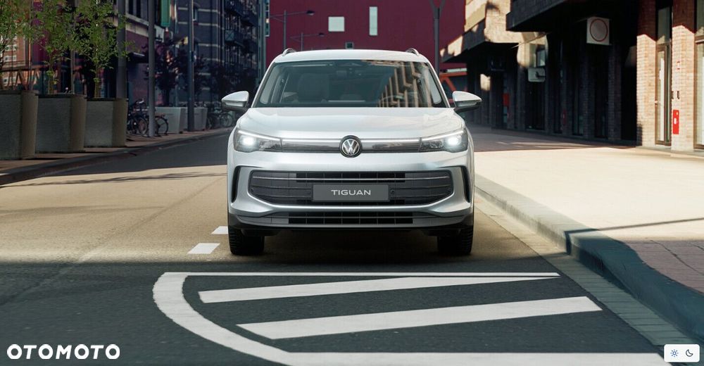 Volkswagen Tiguan - 8