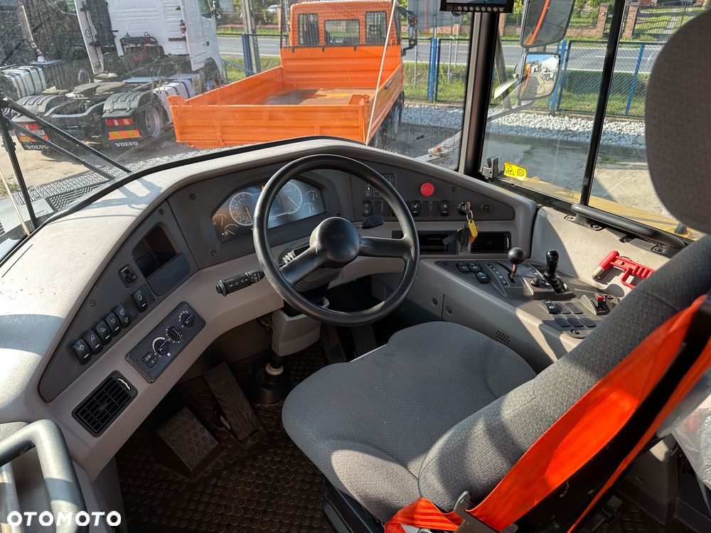 Volvo A25G - 14