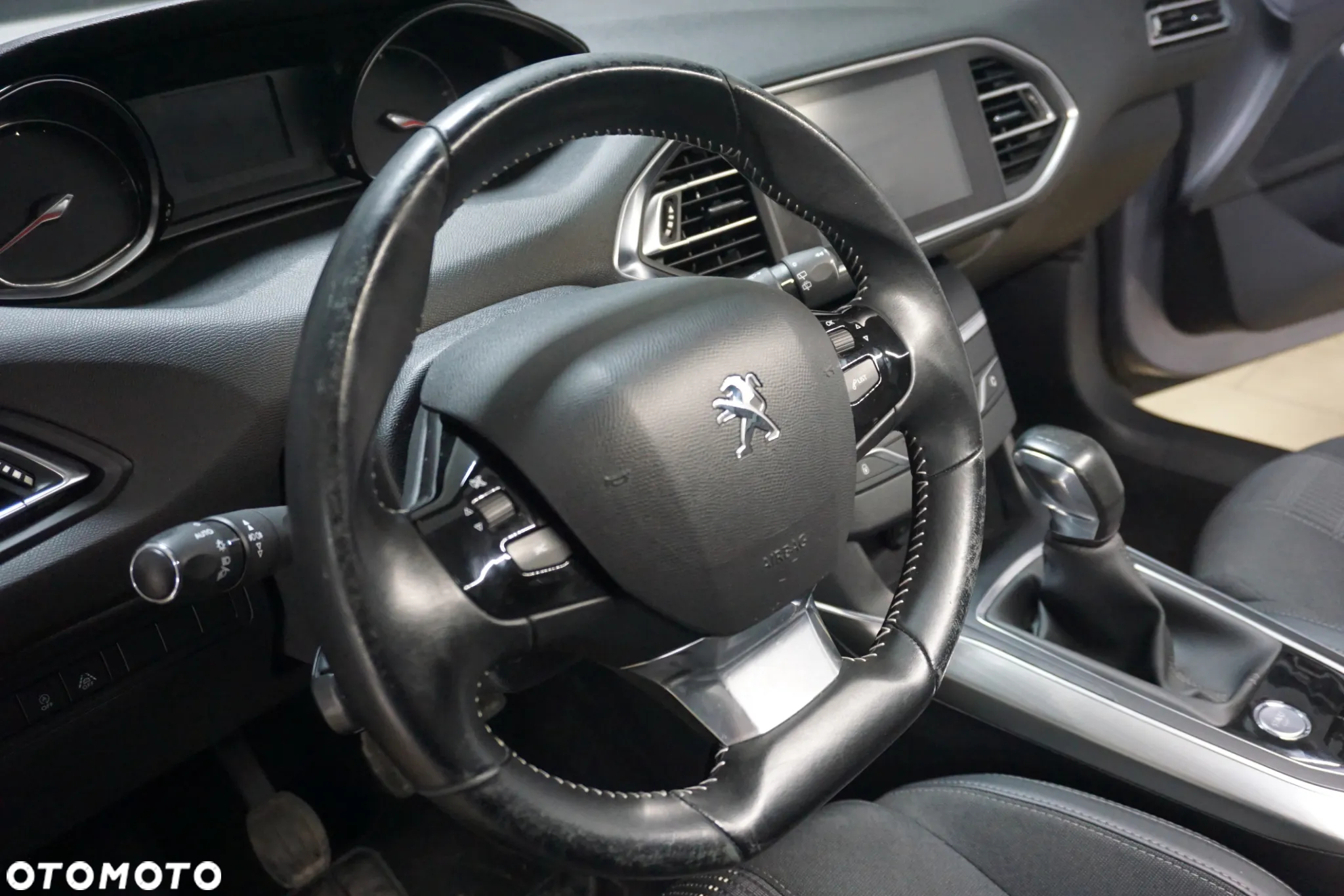 Peugeot 308 1.6 BlueHDi Active S&S - 13