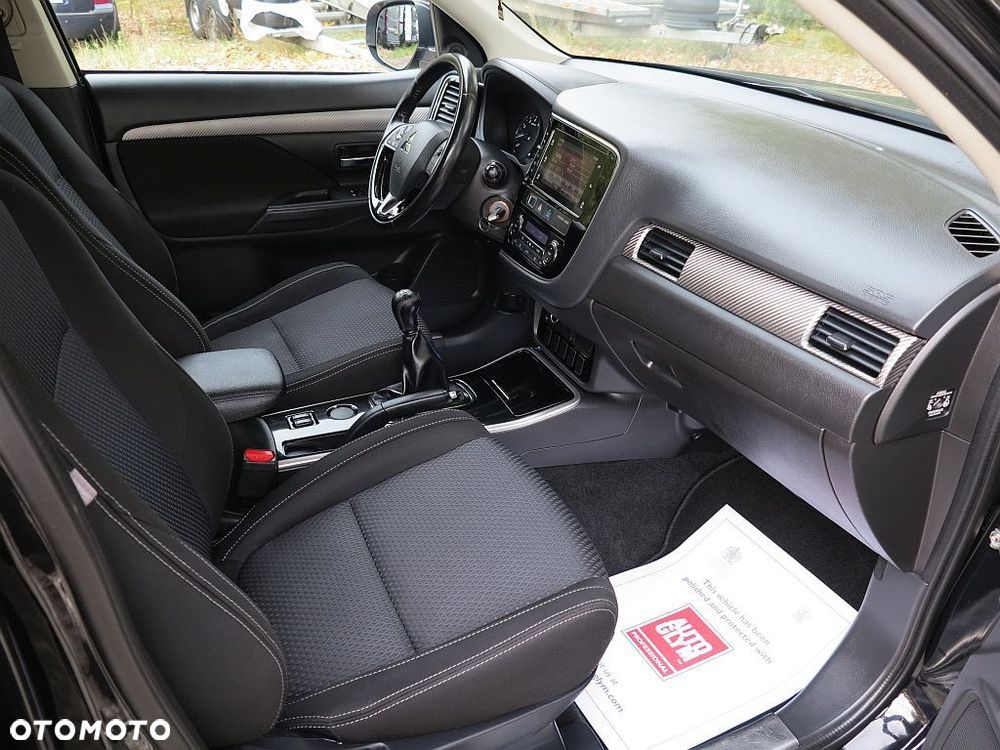 Mitsubishi Outlander 2.0 2WD Edition 100 - 15