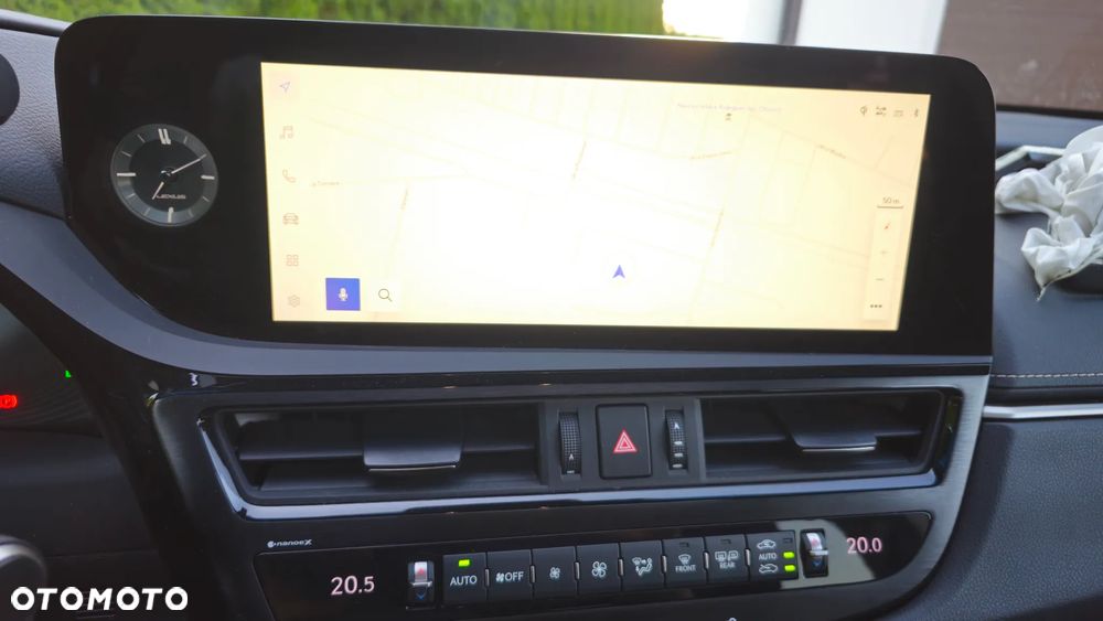 Lexus ES 300h Prestige - 19
