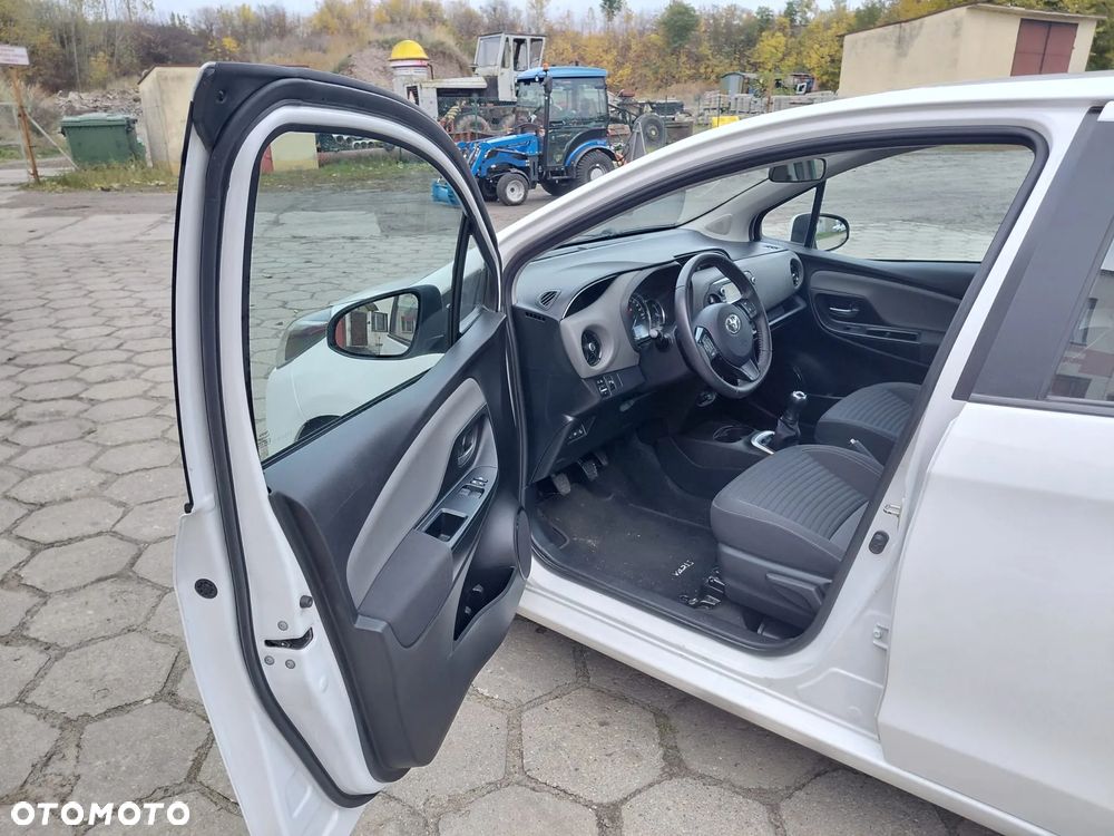 Toyota Yaris 1.0 VVT-i - 7