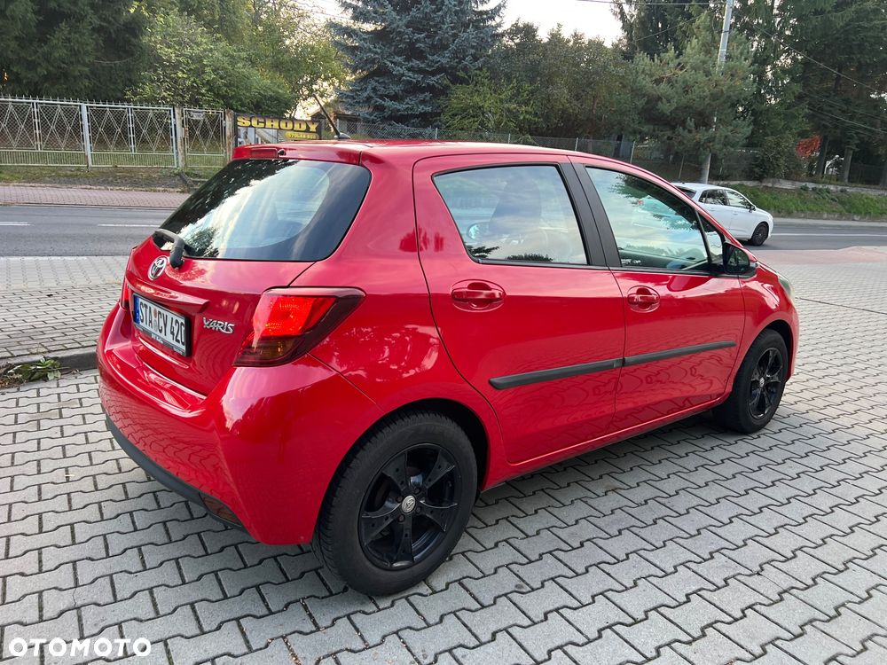 Toyota Yaris - 12