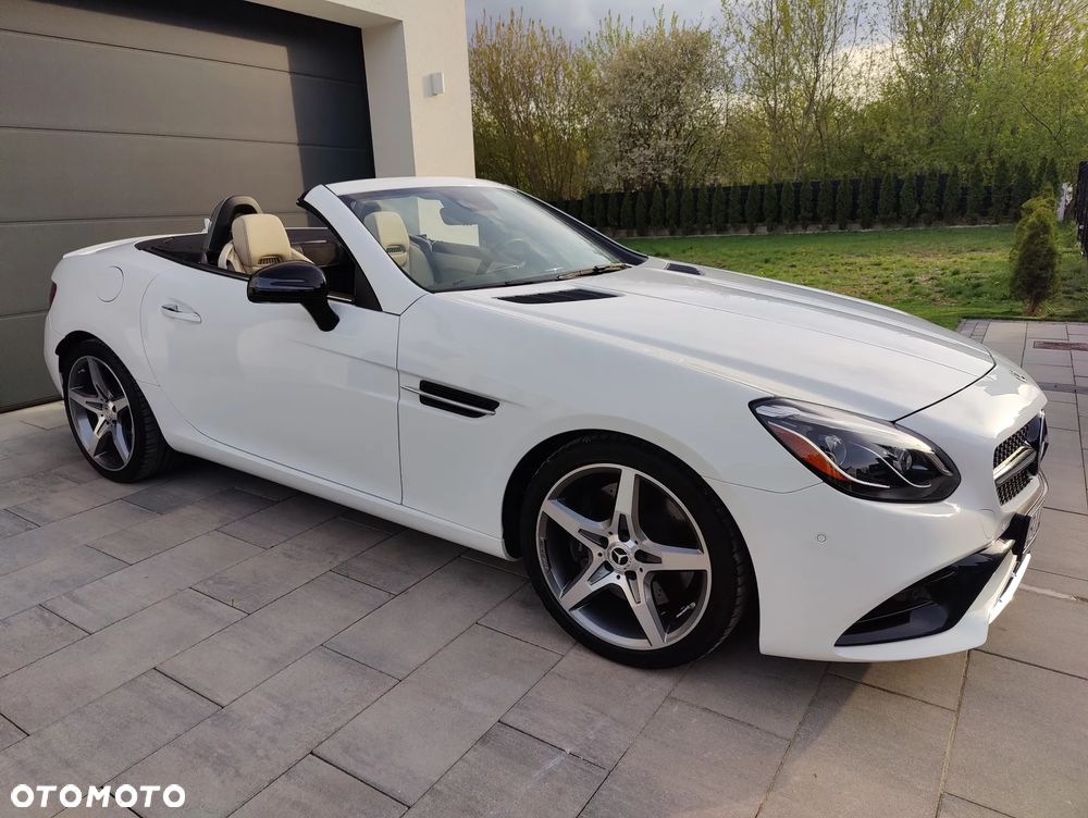 Mercedes-Benz SLC 300 9G-TRONIC - 3