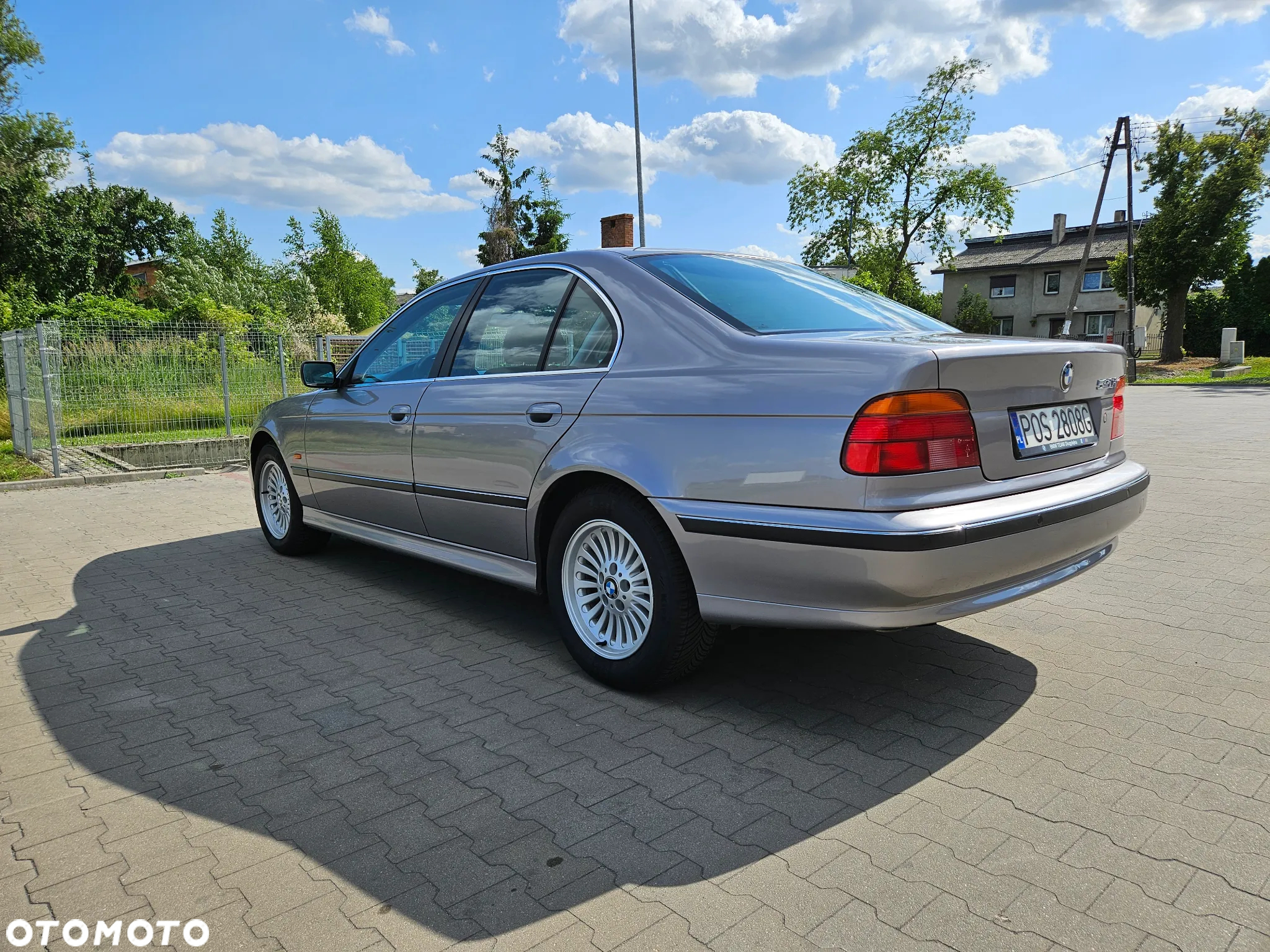 BMW Seria 5 520i - 6