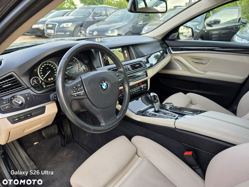 BMW Seria 5 535d xDrive - 24