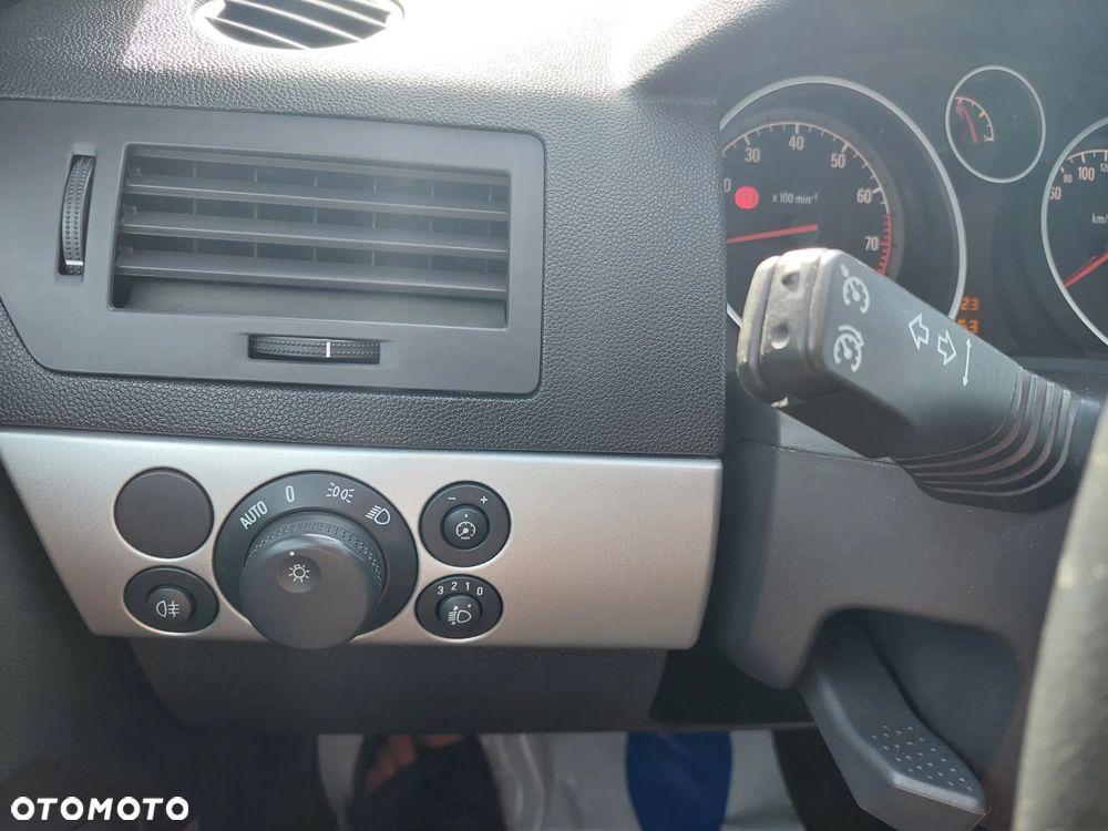 Opel Astra 1.6 Sports Tourer Style - 19