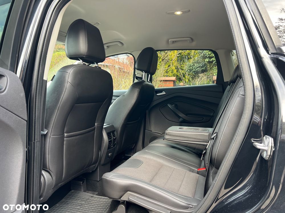 Ford Kuga 2.0 TDCi 4x4 Titanium - 20